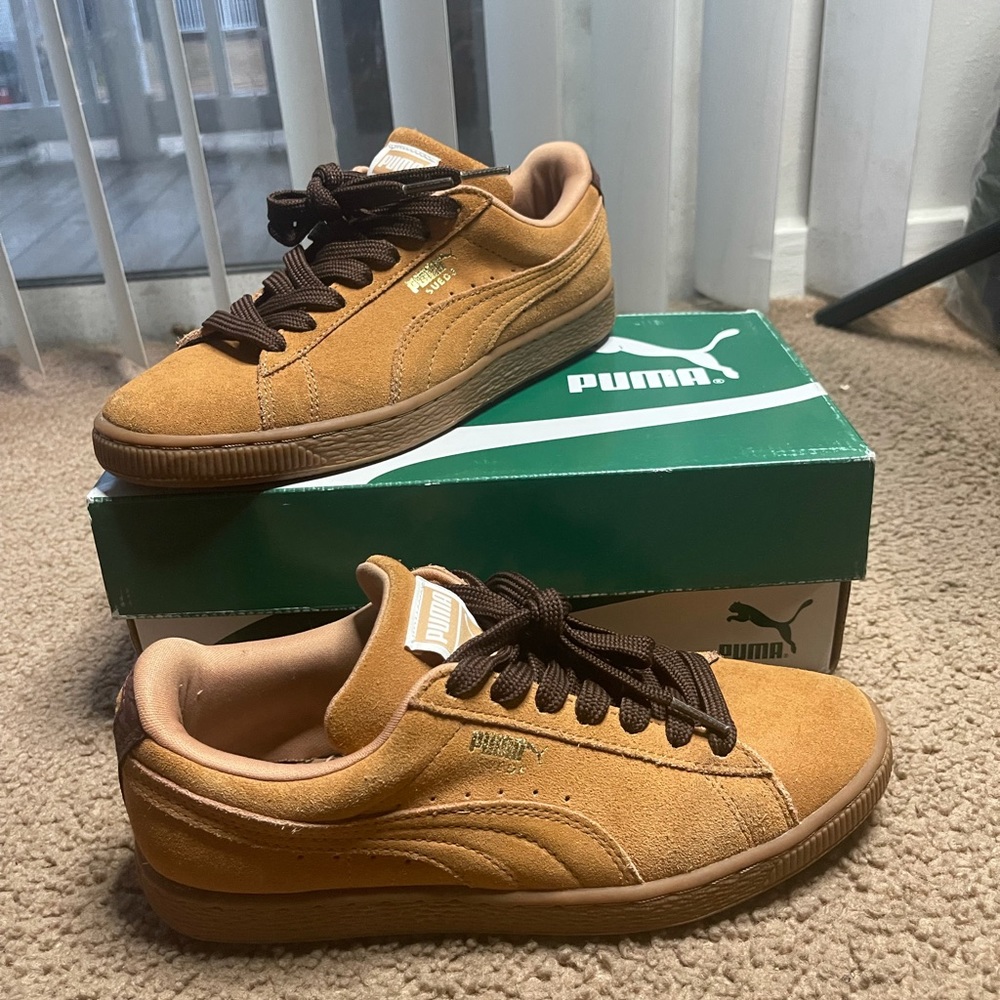 Puma Suede Classic Casual , Size 6 (US)